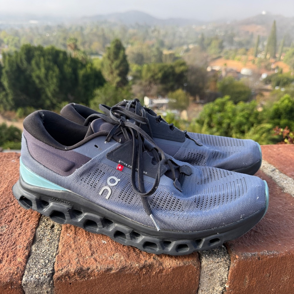 On Running Cloudstratus Gray Blue Mesh Athletic Sneakers Size 11 Gorpcore Tech